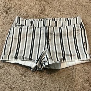 Old Navy Pixie shorts